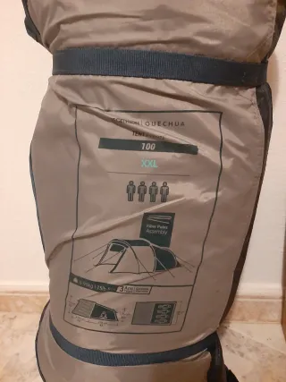 Tienda de campaña y 3 colchones inflables