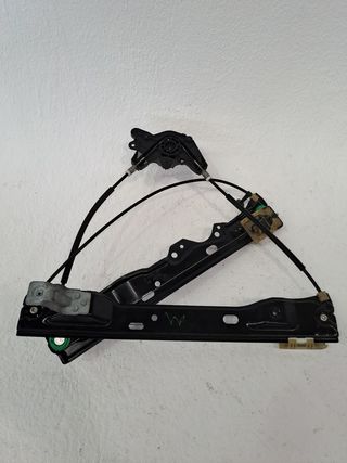 ELEVALUNAS DELANTERO DERECHO FORD FOCUS LIM. (2)