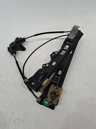 ELEVALUNAS DELANTERO DERECHO FORD FOCUS LIM. (2)