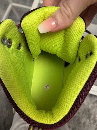 Botas de montaña nuevas talla 37