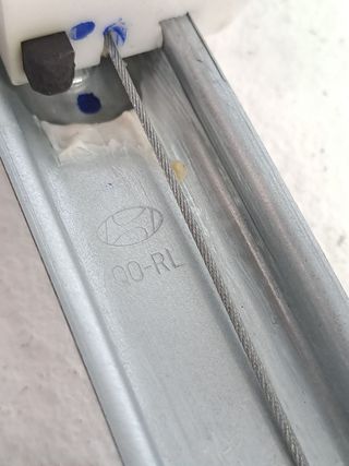 ELEVALUNAS TRASERO IZQUIERDO HYUNDAI BAYON