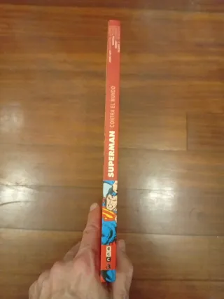 Superman: Contra el Mundo - Jose Luis Garcia Lopez