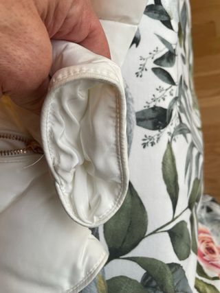 Abrigo corto Zara plumas blanco S