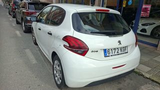 Peugeot 208 2017