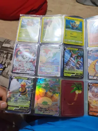 Colección Cartas Pokémon VMAX y V