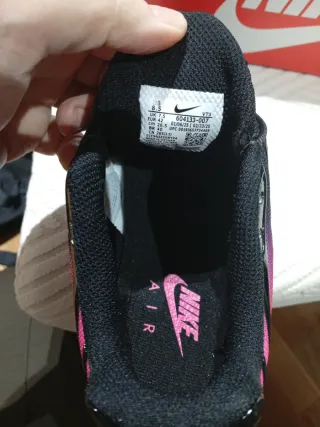 Zapatillas sin estrenar talla 42