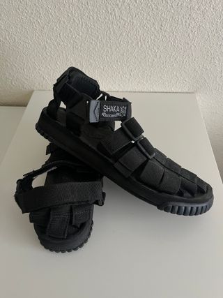 Sandalias Shaka Montañeras Negras