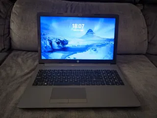 Ordenador Portátil potente HP 255 G7 Negro