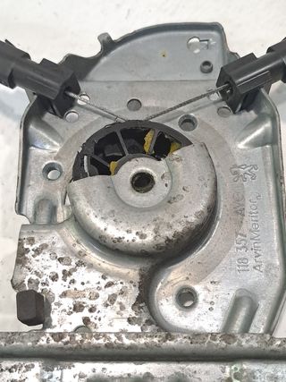 ELEVALUNAS DELANTERO IZQUIERDO PEUGEOT 1007 (3)