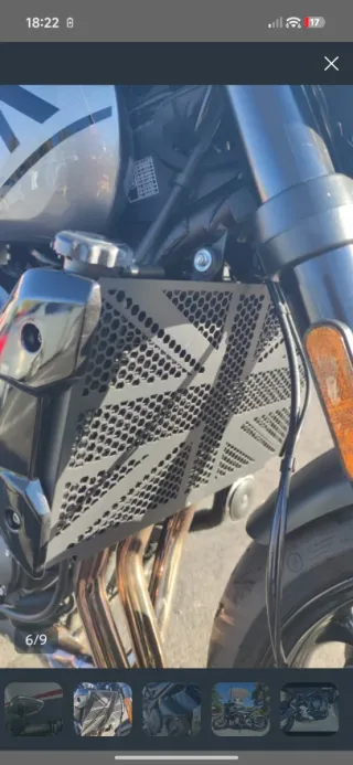 Triumph Trident 660 Negra/Gris