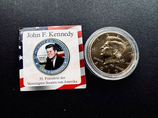 Moneda 1/2 Dólar Kennedy Baño Oro