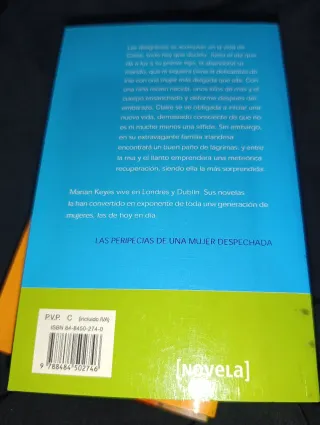 Claire se queda sola