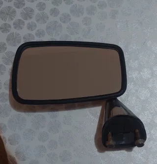 Espejo retrovisor Ford Fiesta MK1