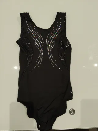 Body patinaje artístico negro con pedrería