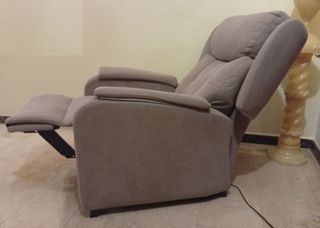 Sillón elevador eléctrico beige