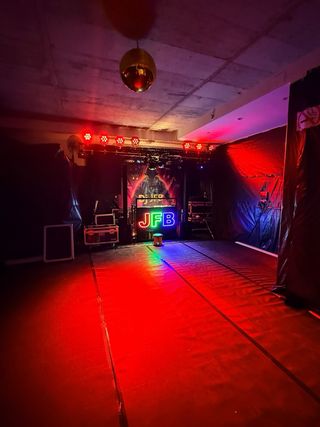 Dj para eventos, Fiestas privadas, BALL SALÓ,Dj