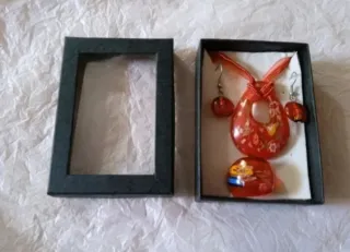 Conjunto bisutería artesanal de cristal rojo NUEVO