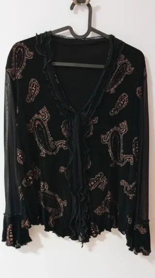 Blusa fiesta mujer negra con detalles dorados