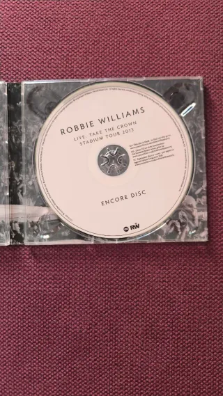 Robbie Williams 3 CD Live Take The Crown Tour