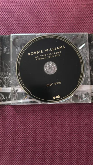 Robbie Williams 3 CD Live Take The Crown Tour