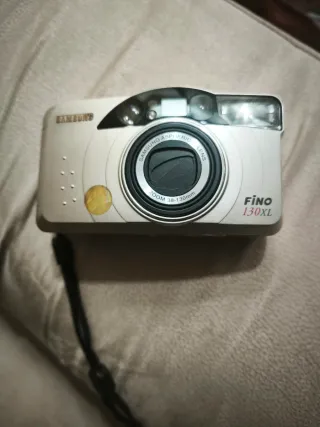 Cámara Samsung Fino 130XL Plata