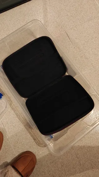 Funda portátil morada