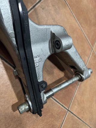 Basculante Honda VFR 800 2006