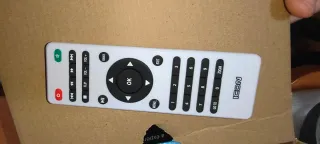 Proyector ICON blanco y negro