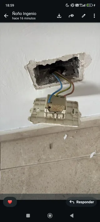 Técnico en instalaciones eléctricas y autómatas-€