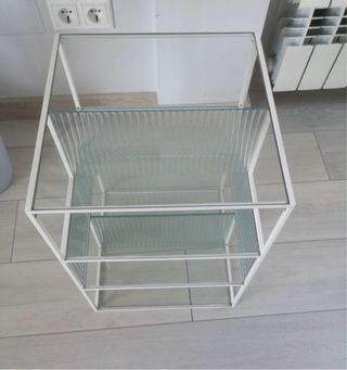 Mesa auxiliar cristal y metal