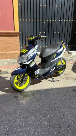 Yamaha Jog RR negociable