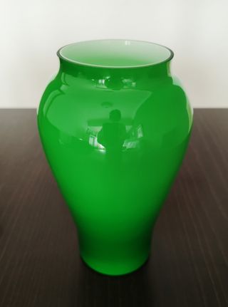 Vaso di vetro di Murano verde