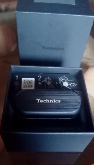 Auriculares Technics EAH-AZ80