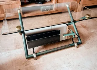 Mesa de centro cristal y metal verde