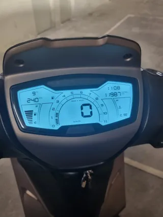 Piaggio Medley 125 año 2024 gris/Negro