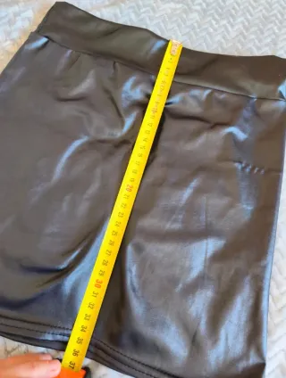 Pack 2 minifaldas S rosa y negra, nuevas