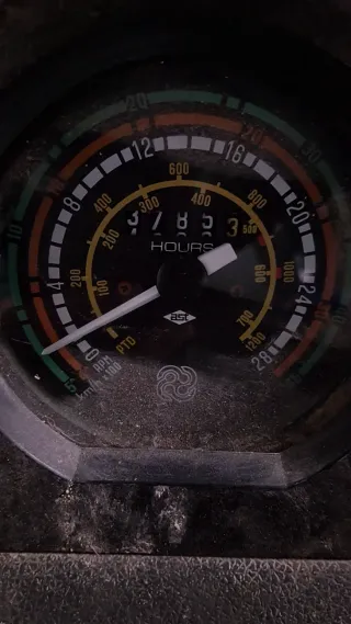 Lote Tractor Viñedo + Arados + Atomizador+ sarment