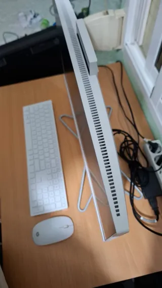 Ordenador HP Gris y Blanco