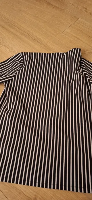 Elegante americana de rayas negro/blanco. Talla Ún