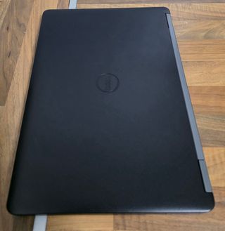 Ordenador portátil DELL i5 SEXTA generación 8RAM