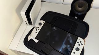 Nintendo Switch OLED Blanca con varios juegos