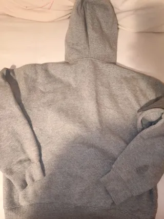 Sudadera Carhartt gris con cremallera