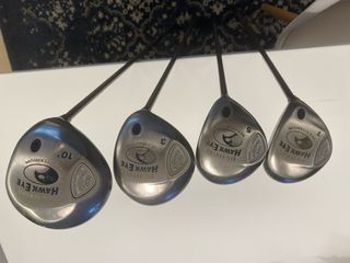 Set de palos de golf con bolsa y accesorios