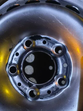 Llanta de repuesto BMW 15"