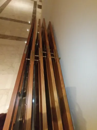 Puerta madera maciza