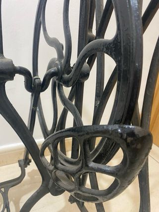 Pies maquina de coser forja