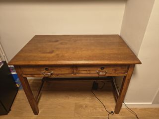 Scrivania in legno americano