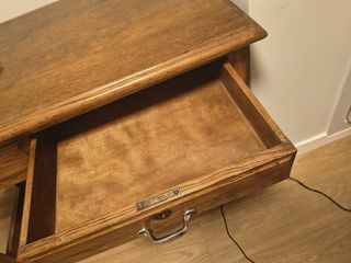 Scrivania in legno americano