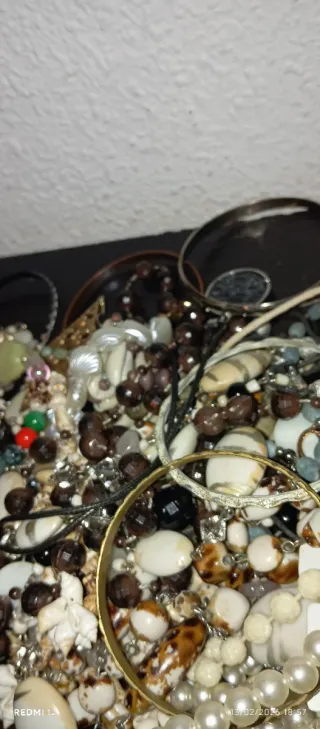 Lote de bisutería variada