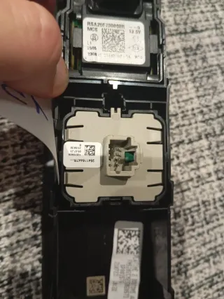 Mando Elevalunas Mercedes Citan W420